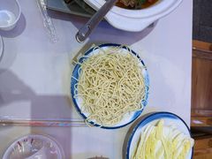 -霄汉牛三鲜湖北砂锅菜(万松园2店)