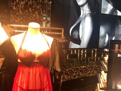 -Victoria's Secret(杭州湖滨银泰in77店)