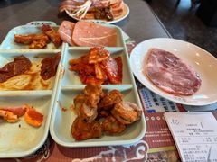 -汉金城海鲜烤肉自助百汇(烟台永旺购物中心店)