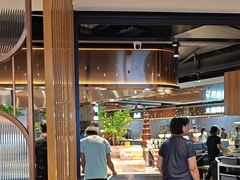 -遇上西雅图多融合海鲜自助餐厅(中房金谊广场店)