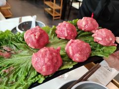 手捶牛肉丸-三头牛·潮汕牛肉生蚝火锅 (夏湾店)