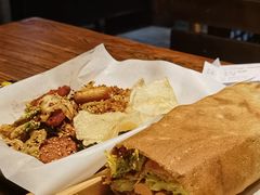 -八月美食小馆(银泰城总店)