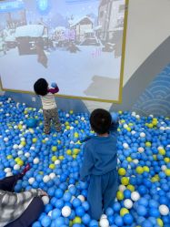 -莫莉幻想儿童乐园(三河燕郊永旺店)