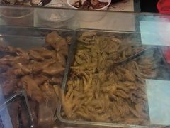 -王浩儿纪六孃甜皮鸭(乐山总店)