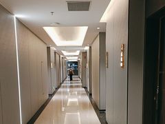 -东豪园林海鲜酒家(南港路辅路店)
