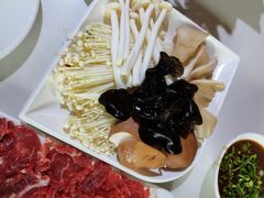 -焯牛潮汕牛肉火锅(云峰街创始店)