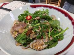 -明本湛江鸡•海鲜小厨(陈家祠店)