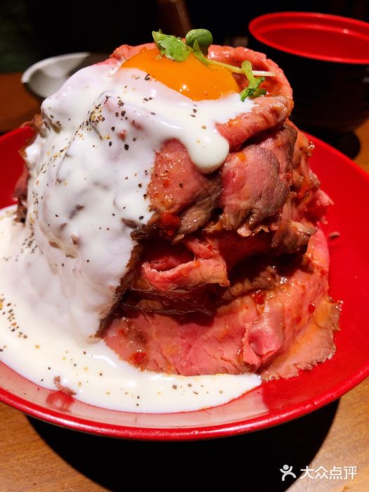 魔丼屋(日月光店)魔王慢烧牛肉丼图片
