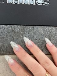 -隅日式美甲美睫專門店