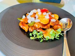 菠萝咕噜肉-金轩中餐厅 Jin Xuan(浦东丽思卡尔顿酒店)