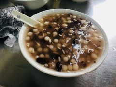 -芳婆糕团店(王府大街店)