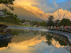 -玉龙雪山游客服务中心