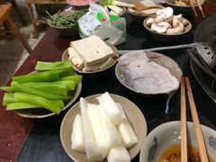 -星鸿社重庆老火锅(燃灯寺分店)