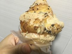 -蓝小轩蛋糕·面包(趣春店)