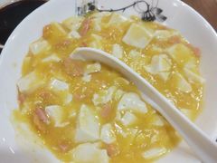 蟹黄豆腐-易老妈蹄花.特色川菜(人民公园总店)
