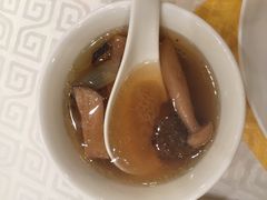 云南竹筒鲜菌汤-顺峰海鲜酒楼(省府店)