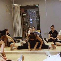 点击看大图 -STAR舞蹈工作室