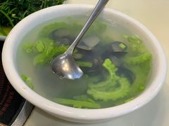 -鑫悦楼煎蟹·16年海鲜大排档