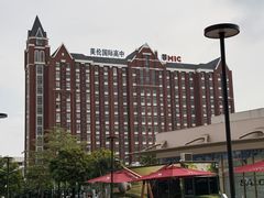 -佛罗伦萨小镇广佛名品奥特莱斯(疏港路店)