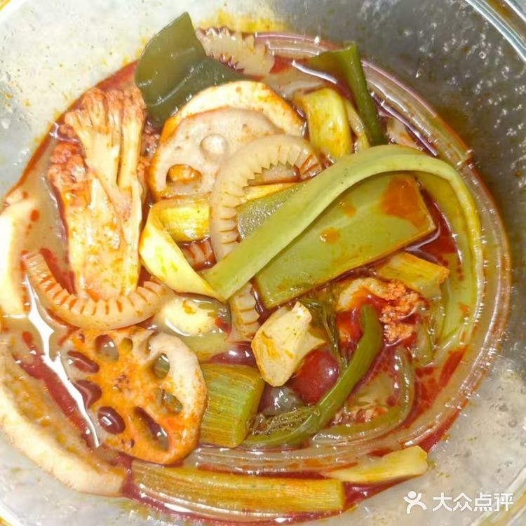 德克士的铁板双层嫩鸡腿堡绝对是我近期外卖体验