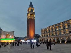 -东港音乐喷泉广场