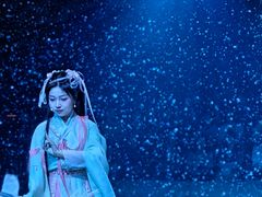 -瑞虹新天地月亮湾