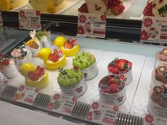 -花花卷卷·鲜食蛋糕(泉屋店)