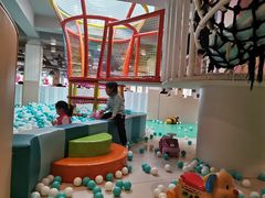 -布鲁豪斯亲子欢乐家庭餐厅