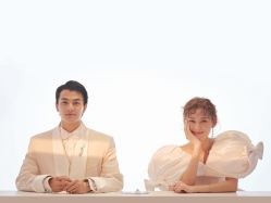 -至臻微拉婚纱摄影