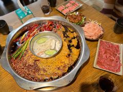 -周幺妹重庆老火锅(银泰城总店)