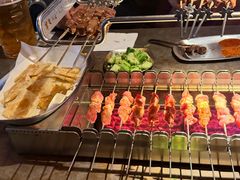 -麦凯伦烧烤·精酿超级工厂店(金桥总店)