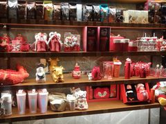 零售区-星巴克臻选(南京艾尚天地店)