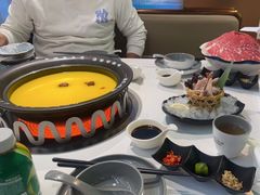 -洪氏嗨捞·广东猪肚鸡·椰子鸡火锅(西咸万象城店)
