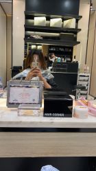 -HAIR CORNER
