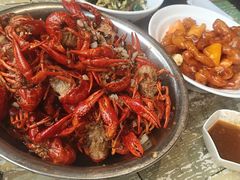 -琥珀老六龙虾(四里河店)