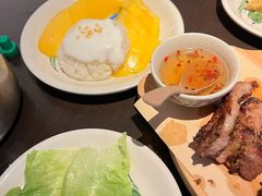 -大头虾越式风味餐厅(光明广场店)