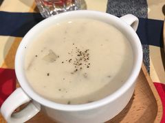 奶油蘑菇浓汤-遇见西木美式餐厅(体育路店)