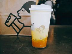 -喜茶(上海打浦桥日月光gelato lab+店)