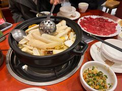 -菌之家·专业纯野生菌火锅·特色炒菌