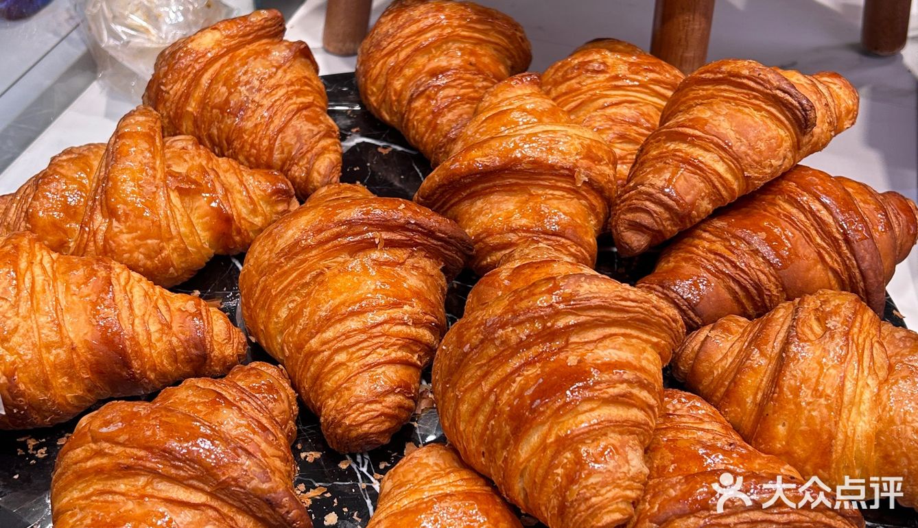 没等到家,路上就吃完了,15/个 天使酥菠萝18