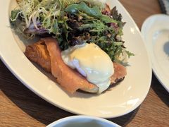 -ROAST coffee & eatery