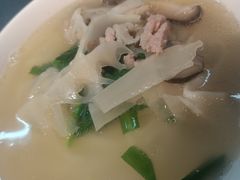 -建新园过桥米线(金碧广场店)