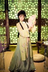 点击看大图 -九月鹰飞汉服摄影工作室