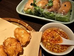 -大头虾越式风味餐厅(光明广场店)