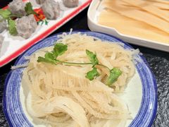 -城墙拐拐火锅(三峡广场黑金冠店)
