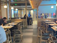 大堂-老乡鸡(上海品尊国际中心店)