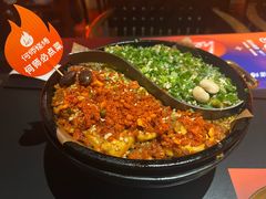 -何师烧烤Pro ·江湖川菜·小龙虾·精酿啤酒(太古里旗舰店)