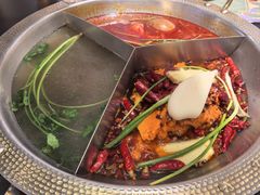 -廖掌柜·重庆鲜货火锅(上海首店)