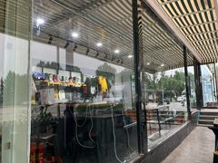 -乔波室内滑雪场