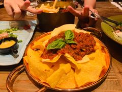 -SISTERS BAR RESTAURANT川意酒馆(嘉善老市H楼店)